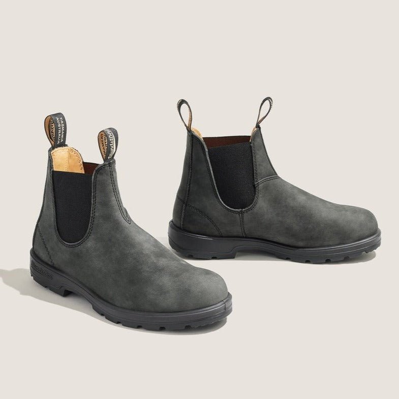 Classic 550 | Chelsea Boot | Rustic Black #587 - Boot - Blundstone