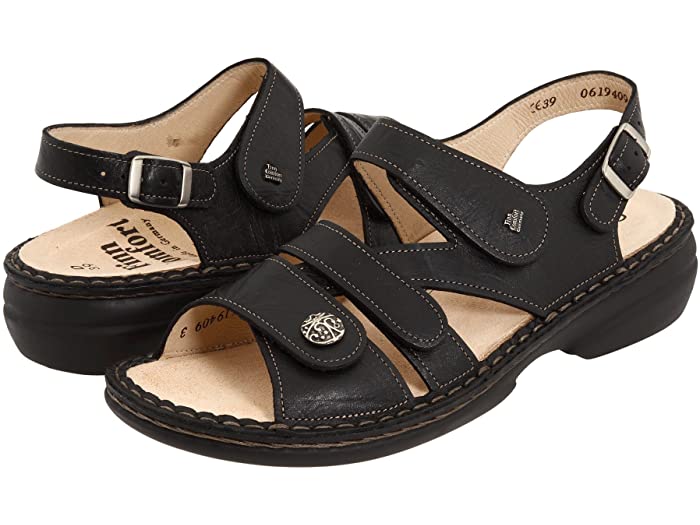 Gomera Soft Classic | Women | Black Plisseelight - Sandals - Finn Comfort