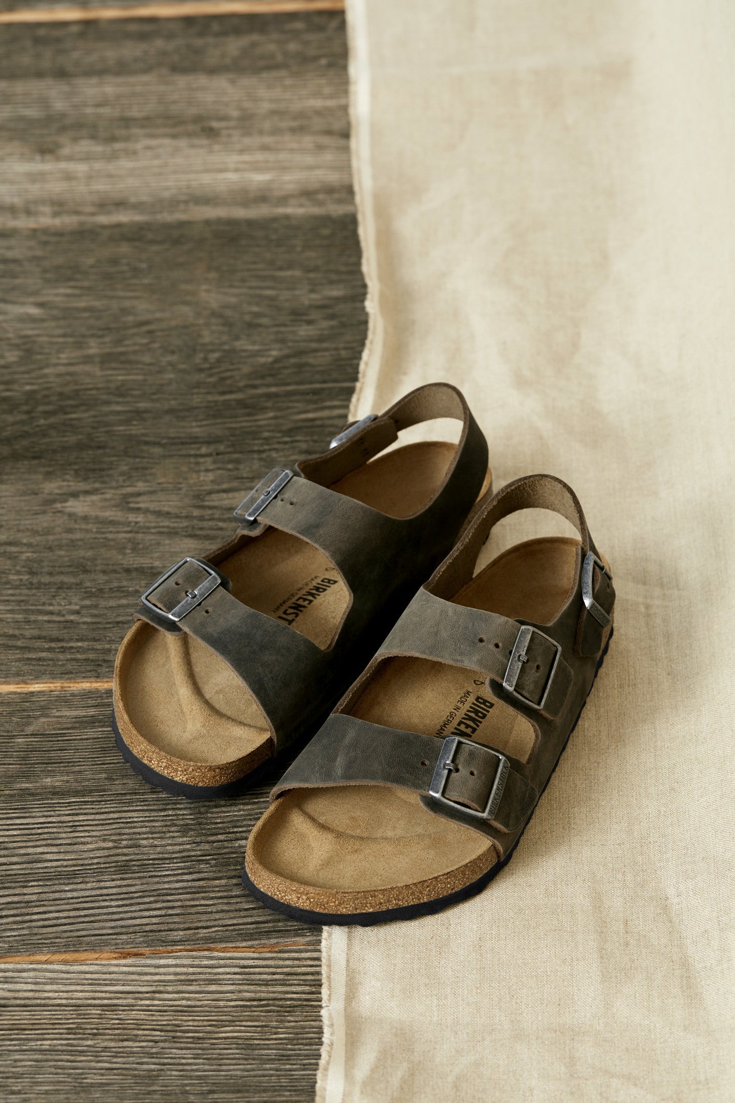 Milano | Oiled Leather | Faded Khaki - Sandals - Birkenstock