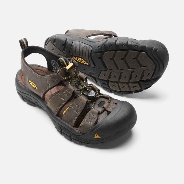 Black Women's Leather Sandals Keen Astoria - Women